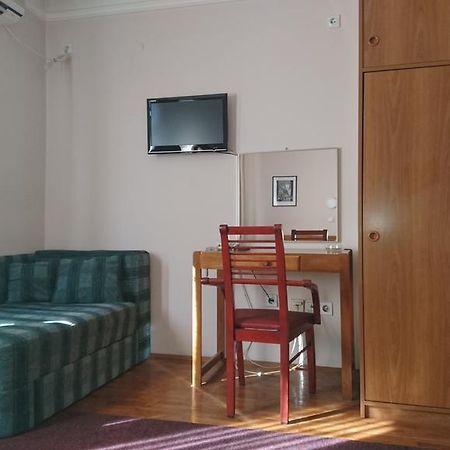 Hostel Bimbo Skopje Bagian luar foto